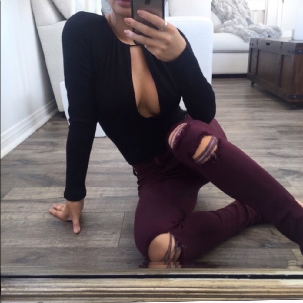 🔥REPOSH🔥 Burgundy buff knee skinny